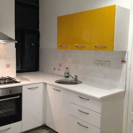 Boutique Style, Seaside, Well Equipped In The Heart Of