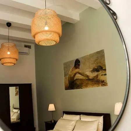 Boutique Style, Seaside, Well Equipped In The Heart Of *
