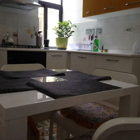Boutique Style, Seaside, Well Equipped In The Heart Of Appartamento